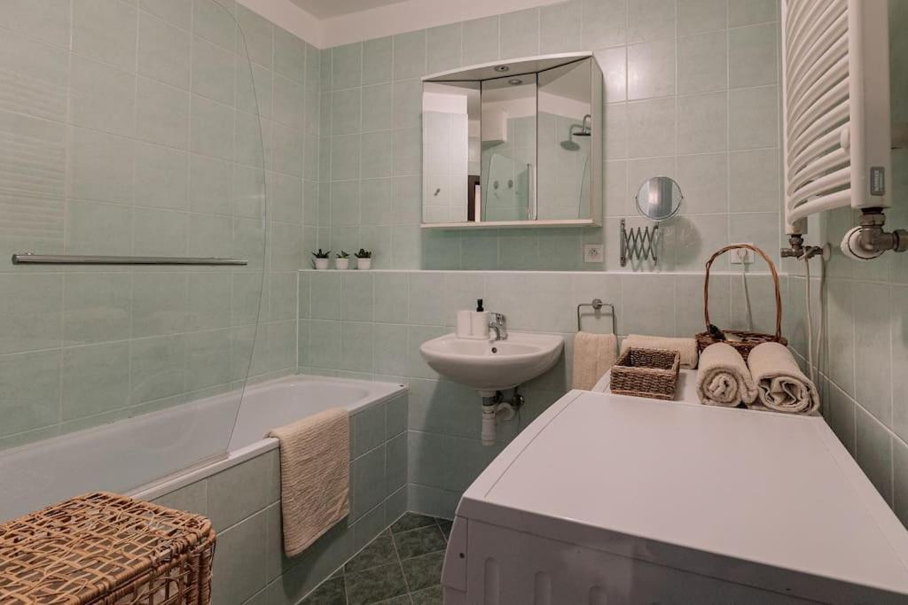 Apartament Family Aquarium Haven Bratysława Zewnętrze zdjęcie